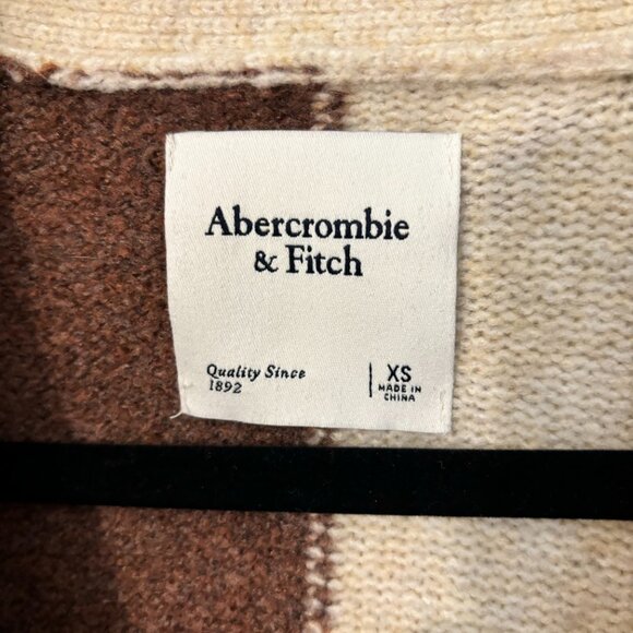 Abercrombie Spliced Color Block Short Cardigan - Picture 3 of 4